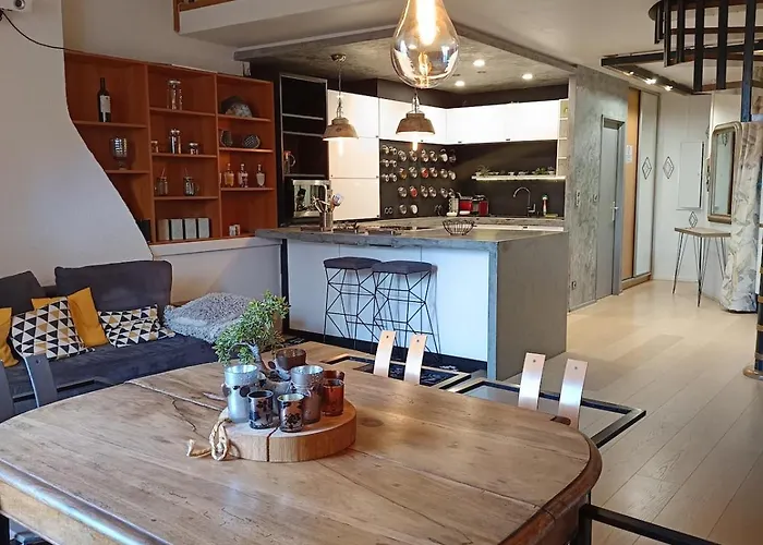 아파트 Le Loft De La Cathedrale *